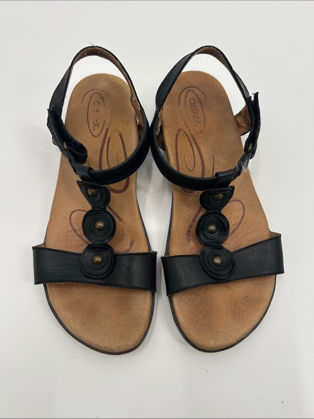 AETREX Black Leather Decorative Button T-Strap Sandals size 36